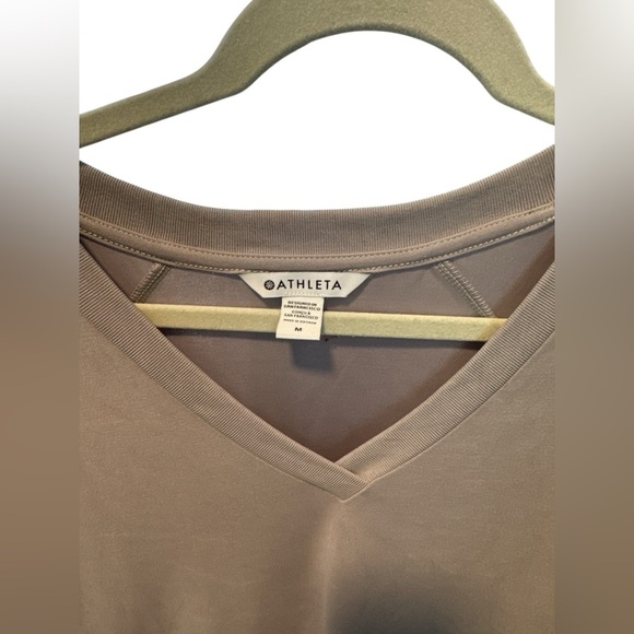 ATHLETA SEASOFT DRESS V Neck LONG SLEEVE Size Medium Lilac Purple Gray #882063 - Picture 4 of 6